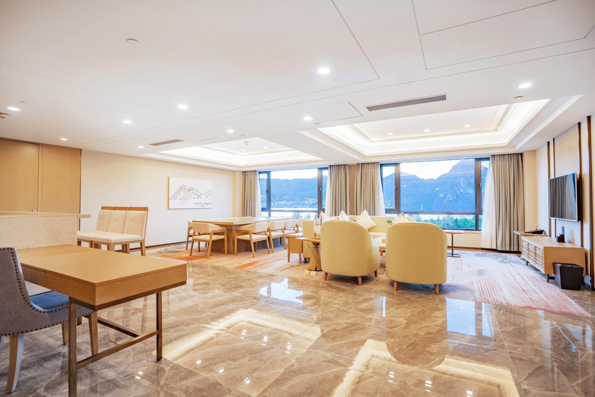 מלון ליג'יאנג Hilton Lijiang מראה חיצוני תמונה