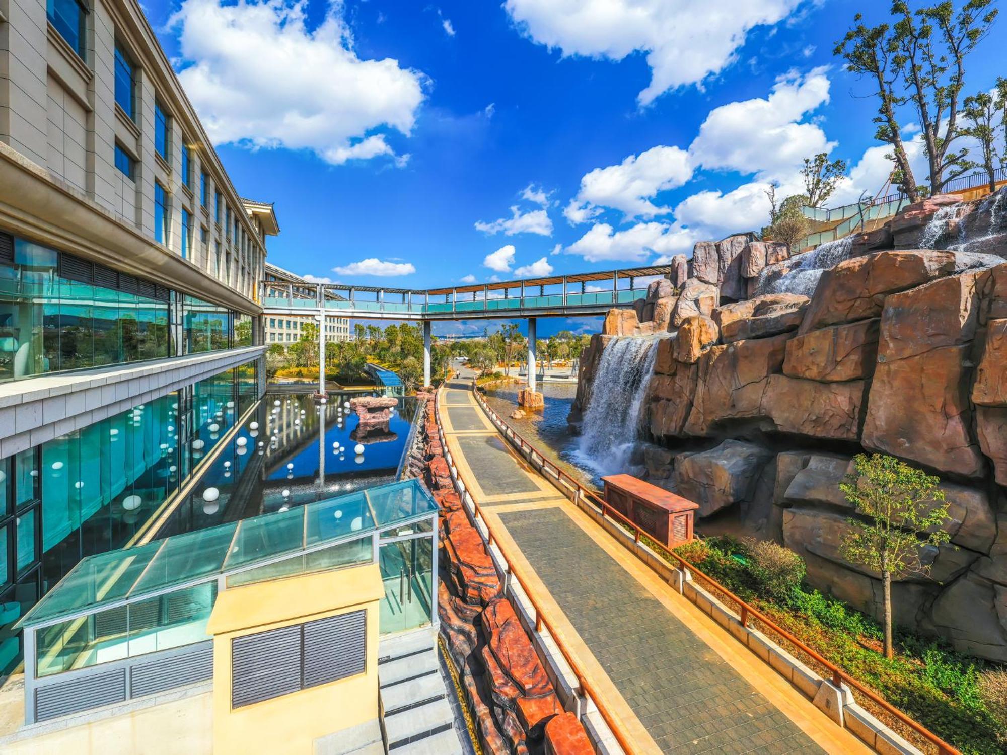 מלון ליג'יאנג Hilton Lijiang מראה חיצוני תמונה